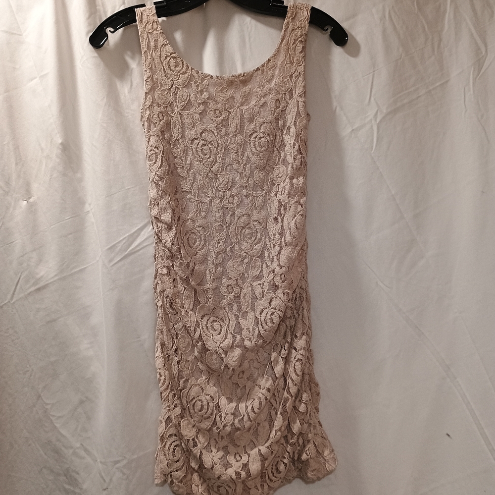 M tan bodycon dress with tan lace